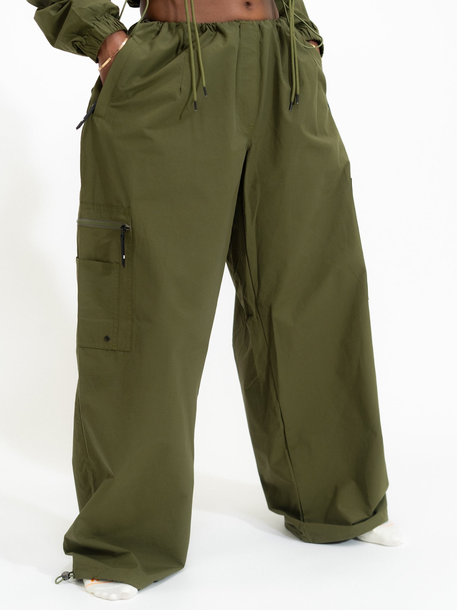 Unsorted xCargo parachute pant