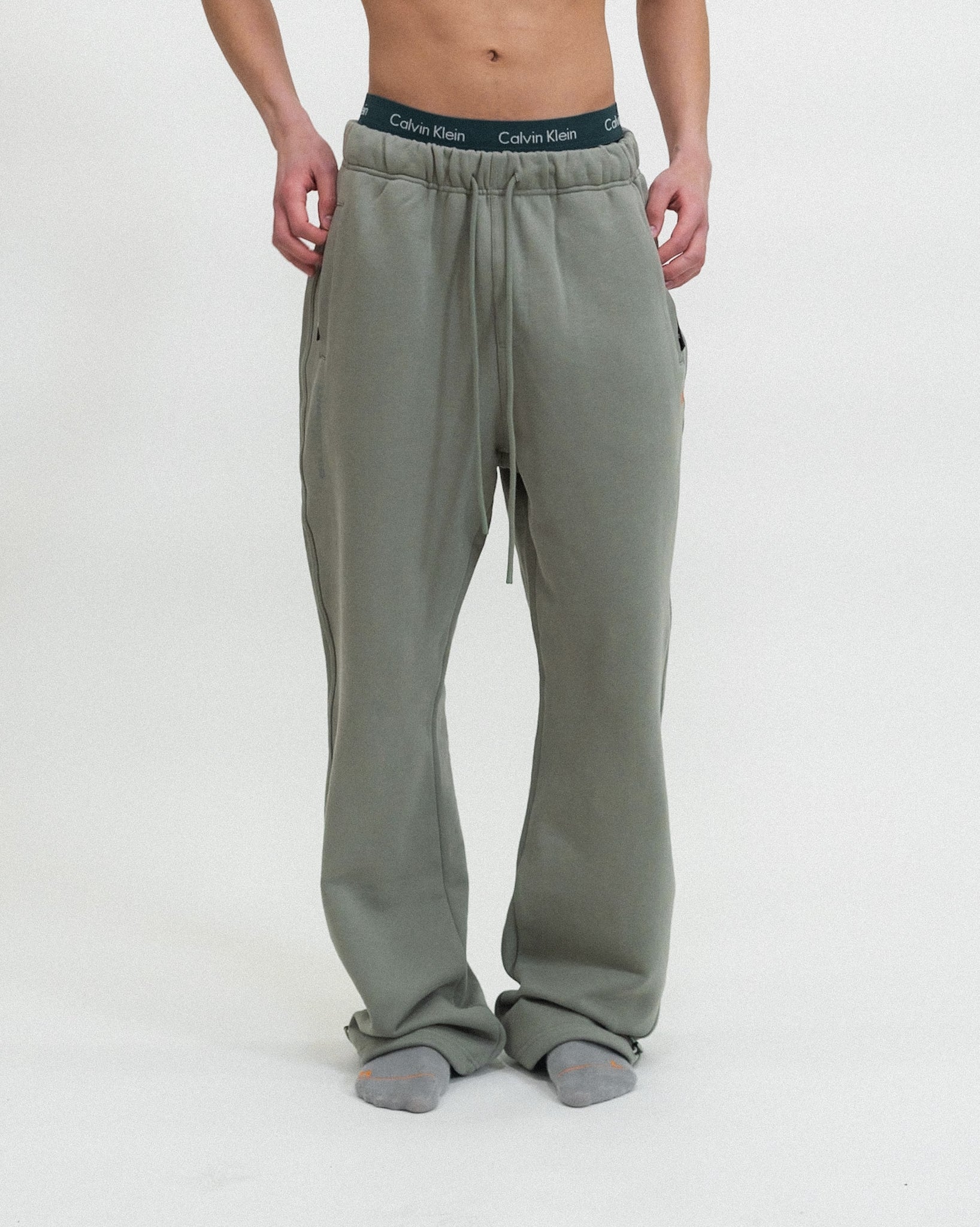 Unsorted xDawn of time sweatpant